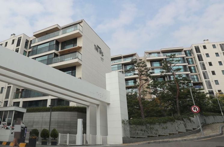 지난해 서울에서 가장 비싸게 팔린 아파트는 OOOO