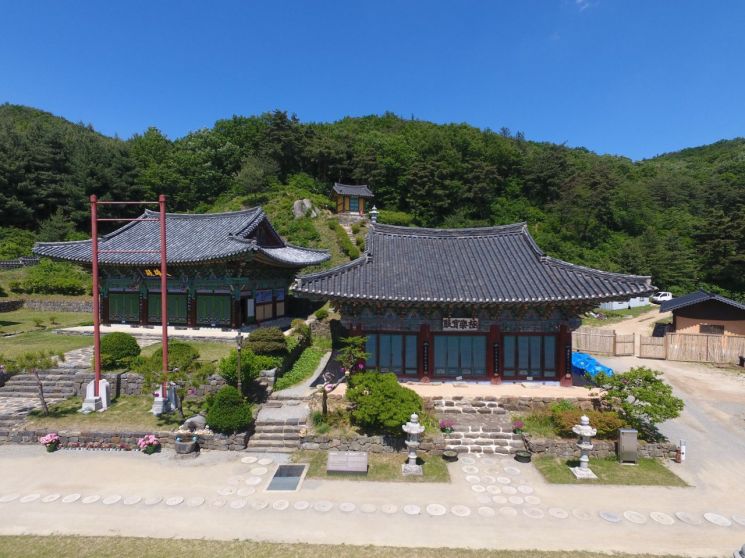 비암사