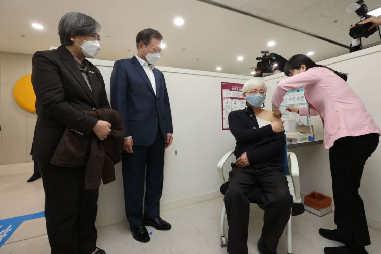 예방접종피해조사반 "6일까지 사망 8건 모두 인과성 인정 어려워"