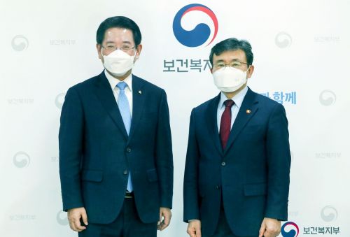 김영록 전남지사 ‘국립의과대학 설립’ 등 강력 건의