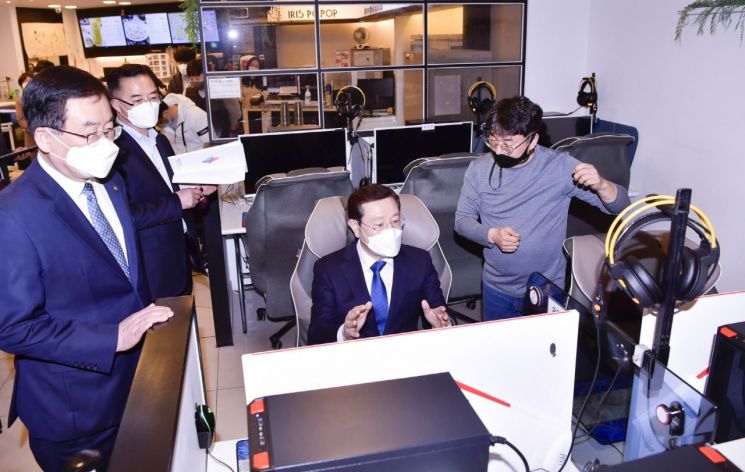 이용섭 광주시장 ‘코로나19 극복 특별주간’ 두 번째 현장방문