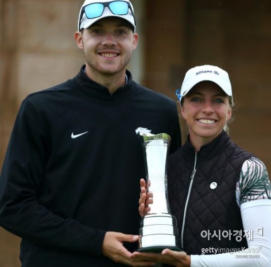 (Golf subject) “Major Queen” Popov "Boyfriend turns into Caddy~"