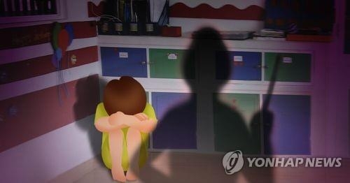 "손목 잡고 들어 올려 내동댕이" 원아 폭행한 부천 어린이집 교사 … 경찰 입건