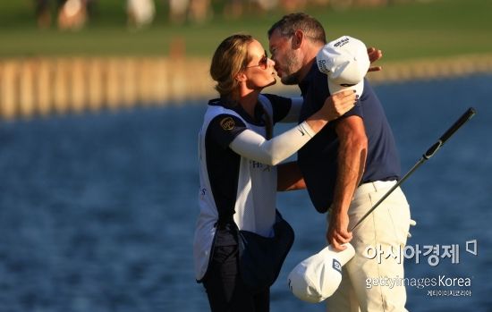 (Golf topic) Westwood “relaunched”: "My special helper is my girlfriend"..."Masters with my son"