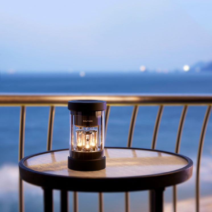 "봄철 식재료에 음악·와인 여행까지"…'오감만족' 내세운 호텔 업계