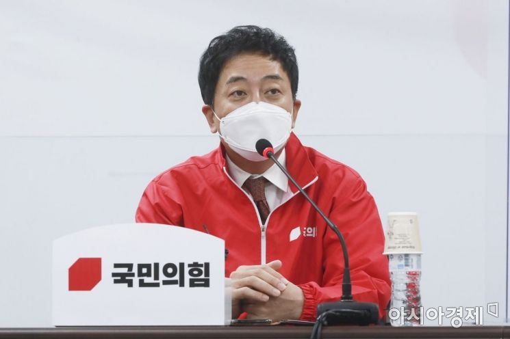 오세훈 국민의힘 서울시장 후보 캠프에 선거대책위원장으로 합류한 금태섭 전 의원이 24일 서울 여의도 중앙당사에서 열린 선거대책위원회 회의에 참석, 인사말을 하고 있다./윤동주 기자 doso7@
