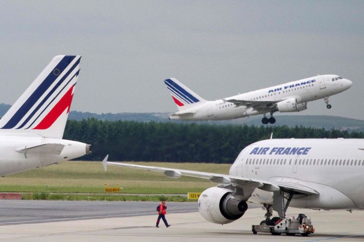 프랑스·네덜란드 정부, 에어프랑스-KLM에 수 십억유로 추가 지원할듯