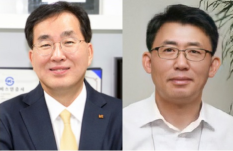 왼쪽부터 윤경근 KT IS 신임 대표, 박경원 KT CS 신임 대표