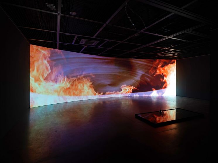 [갤러리산책] 마음으로 듣는다…땅과 바람의 소리