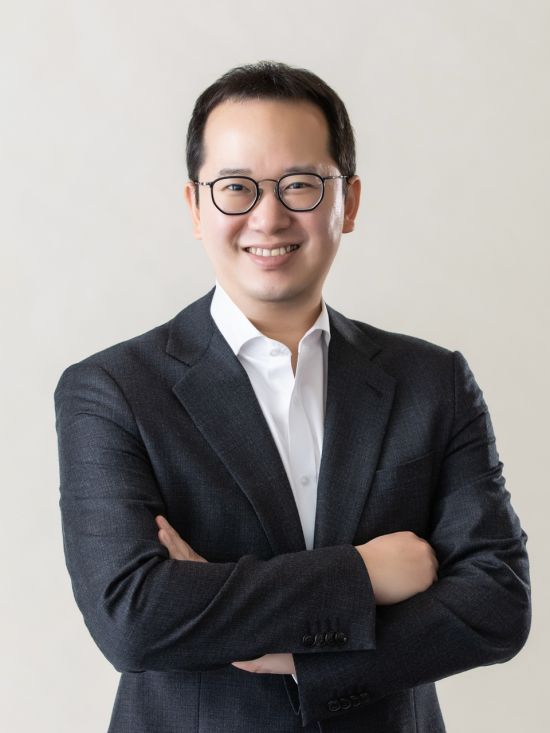 Daekyo Appoints 'Owner's Second Generation' Kang Ho-jun as New CEO