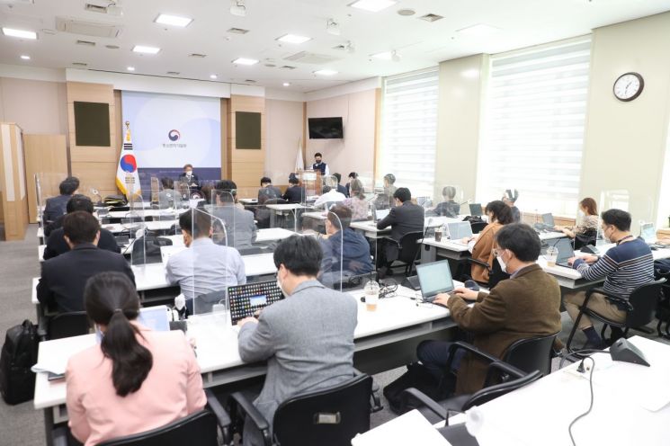 권칠승 "대-중기 ESG 중심 상생 강화…소상공인 '초초저금리' 검토"