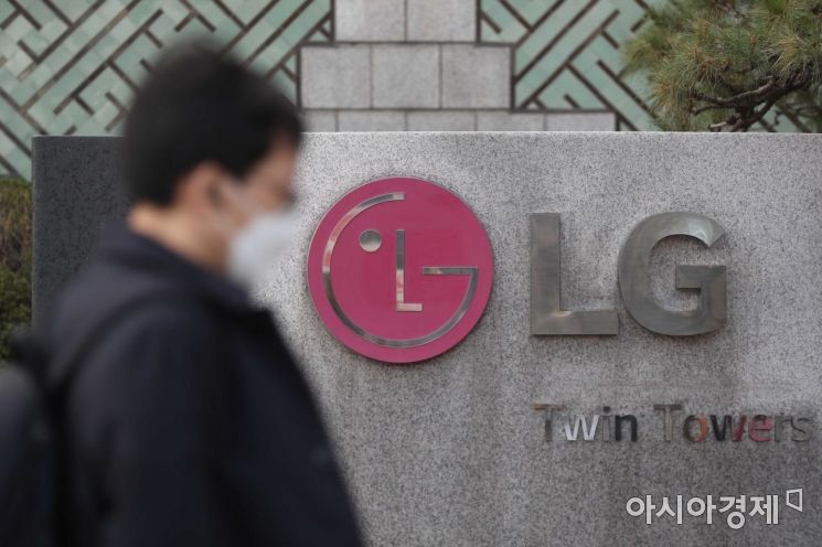 "가전 끌고 전장 밀고"…LG전자, 역대 2분기 최대 실적 썼다(종합)