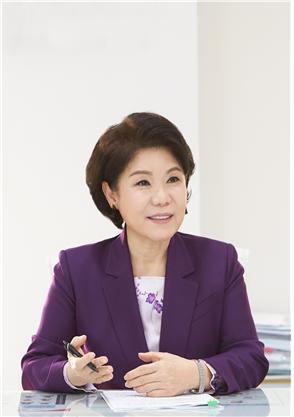 '조은희표 정책' 서울시장 선거서 날개 돋힌 듯 팔렸다