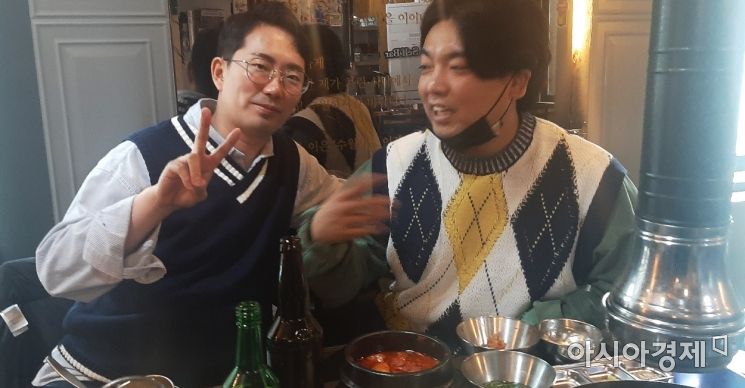 "빵송국에서 '빵빵' 웃겨드리겠습니다" 곽범·이창호, '웃음사냥' 비결은 [한승곤의 문화수첩]