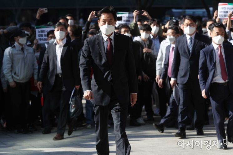 [포토]시청 출근하는 오세훈 