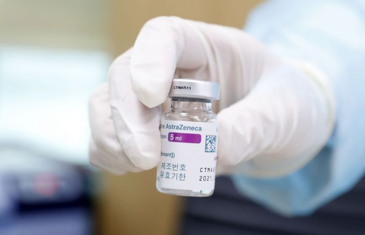 외교부 "재외공관 53%가 백신 접종…일시귀국 백신접종 지원 중"