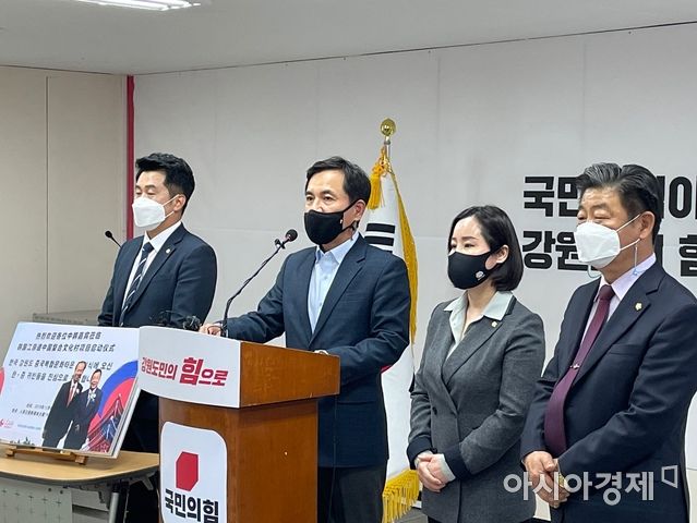 "다들 말 못했을 뿐"‥ 김진태, 이준석 '통일부·여가부 폐지' 지지