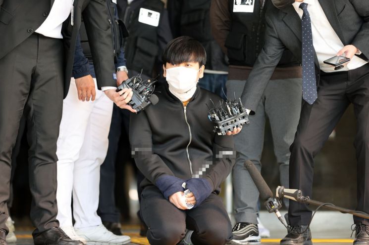 "열 번 찍어 안 넘어가는 나무 없다" 사실 '끔찍한 스토킹' 입니다 [한승곤의 사건수첩]