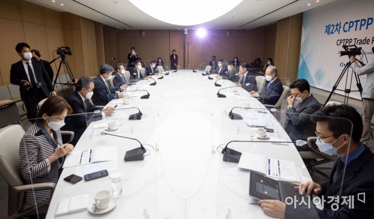 우태희 대한상공회의소 상근부회장이 28일 서울 중구 대한상공회의소에서 열린 '제2차 환태평양경제동반자협정(CPTPP) 통상 포럼'에 참석해 발언하고 있다./강진형 기자aymsdream@