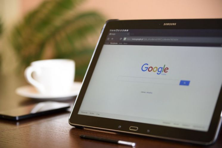 아이앤뷰커뮤니케이션, Google 검색인증 외 5건 추가인증서 취득