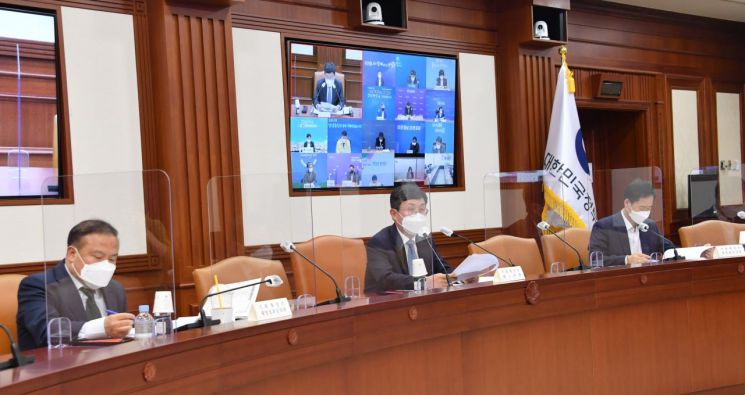 안도걸 차관 "추경, 5월까지 80% 이상 집행할 것"