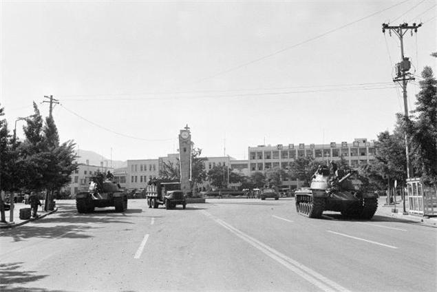 1980년 5월 27일(화) 전남도청 앞 광장