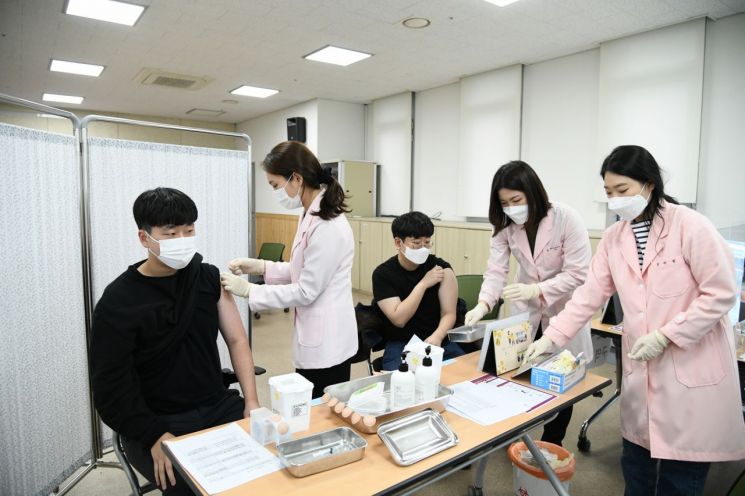 광주 남구, 60~74세 ‘백신접종 예약 콜센터’ 운영