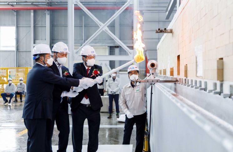 KCC글라스, 여주공장 5호기 화입식 진행