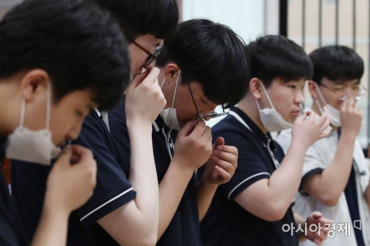 [포토]'콧속으로' 