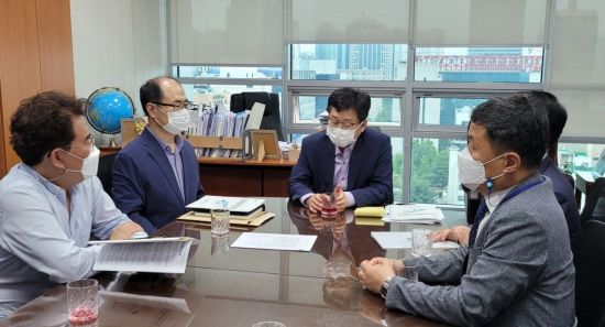 정종윤 전북 완주군 의원, 현안 사업 해결 ‘동분서주’