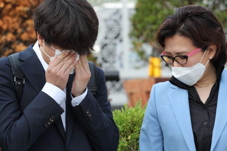 이준석, 따릉이 타고 첫 출근…"여자친구 여부는 비밀"