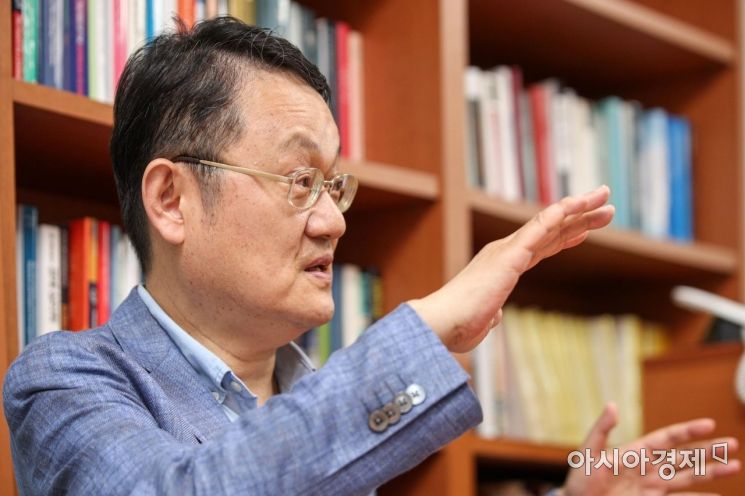 제52대 한국경제학회 학회장 이종화 고려대 교수