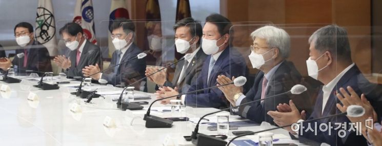 [포토] 대한상의 회장단, 국세청장 간담회