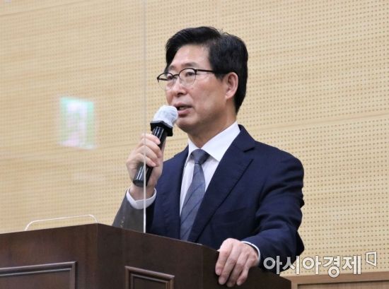 양승조 충남지사 "대한민국은 3대 위기 극복에 온 힘을 쏟아야 한다"