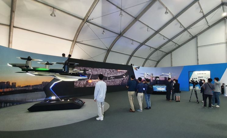 [르포]“플라잉카로 마포에서 강남까지 10분이면 간다”