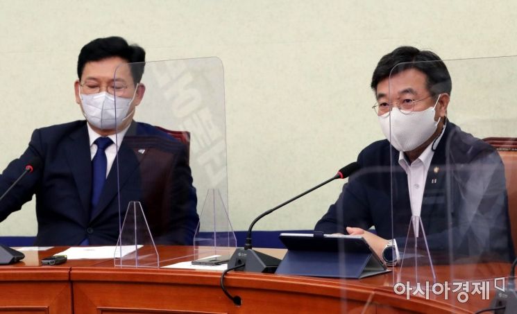 與 “수술실 CCTV 설치법, 이준석 지도부 답변 기다리겠다”