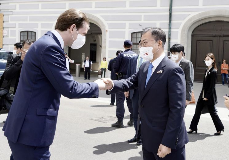 韓-오스트리아, 전략적 동반자 관계로 격상…"경제·문화 협력 더 높은 수준으로"