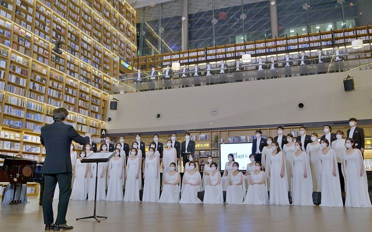 스타필드 별마당 도서관, 개관 4주년 기념 힐링 콘서트 ‘인기’