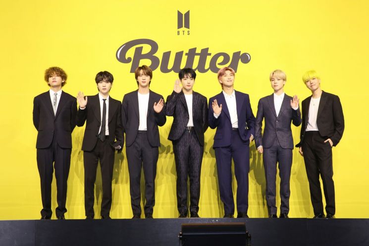 방탄소년단 '버터', 빌보드 4주 연속 1위…그룹으로는 21세기 첫 기록