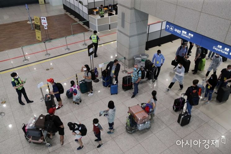 [포토]변이 바이러스 확산에 긴장 