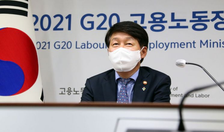 주요 20개국 노동장관 "여성에 코로나19 고용 충격 집중"