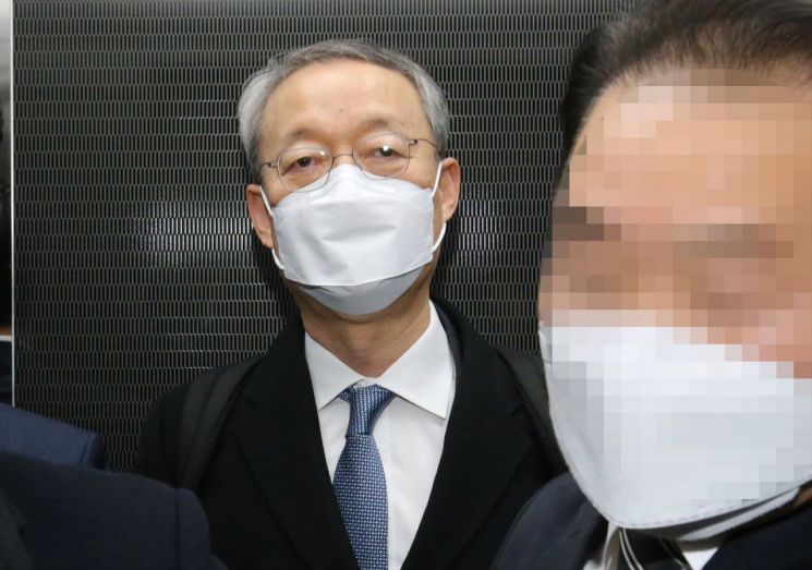 '배임교사' 혐의 백운규 檢수사심의위 18일 열기로 