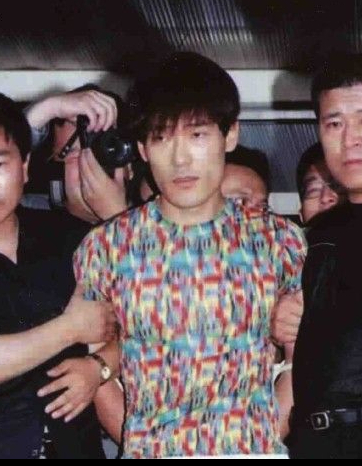 변비인 척 체중 감량·음방 시간 쇠창살 톱질…신창원 뒷이야기