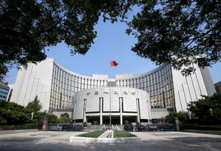 중국 인민은행, 경기 둔화에도 정책금리 LPR 동결