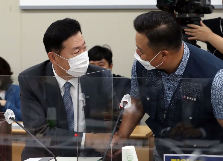 내년 최저임금 요구안 勞 1만원·使 8850원…격차 '1700→1150원'