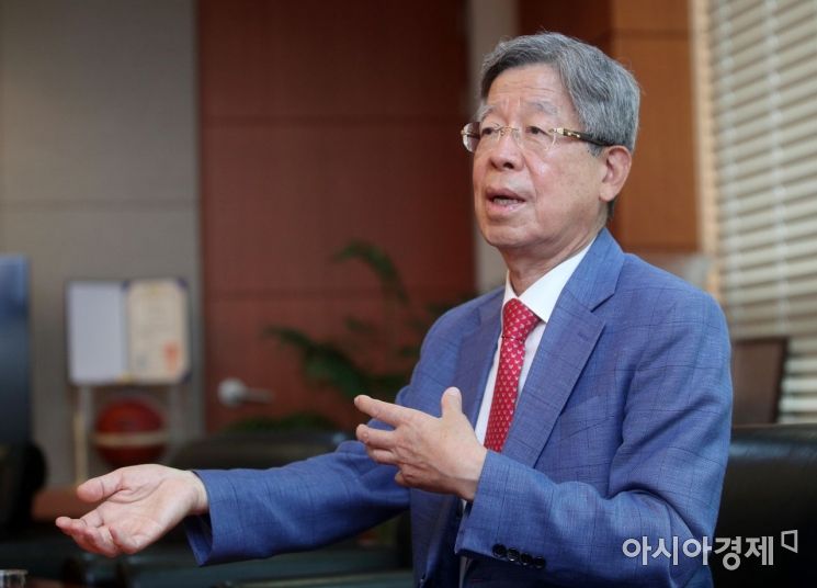 김희옥 한국프로농구연맹 총재(前 헌법재판관)./김현민 기자 kimhyun81@