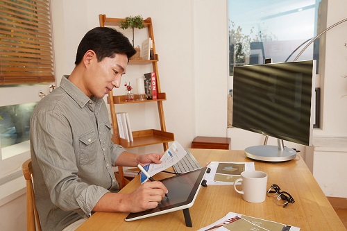 [▲ Wacom pen display tablet 'Wacom One']