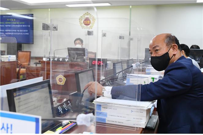 오세훈 방역 정책실패 '자가진단키트' 포상?...'비판' 제기돼    