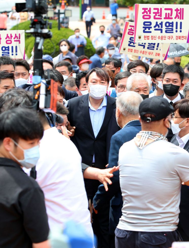 윤석열 '120시간 노동 논란'?…52시간제에 예외둬야 한다는 것"