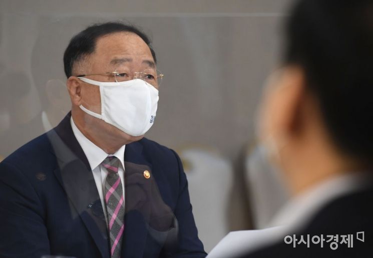 '실거래가 띄우기' 첫 적발…공인중개사도 가담